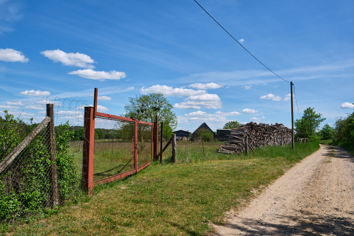 Grundstück an Schotterweg