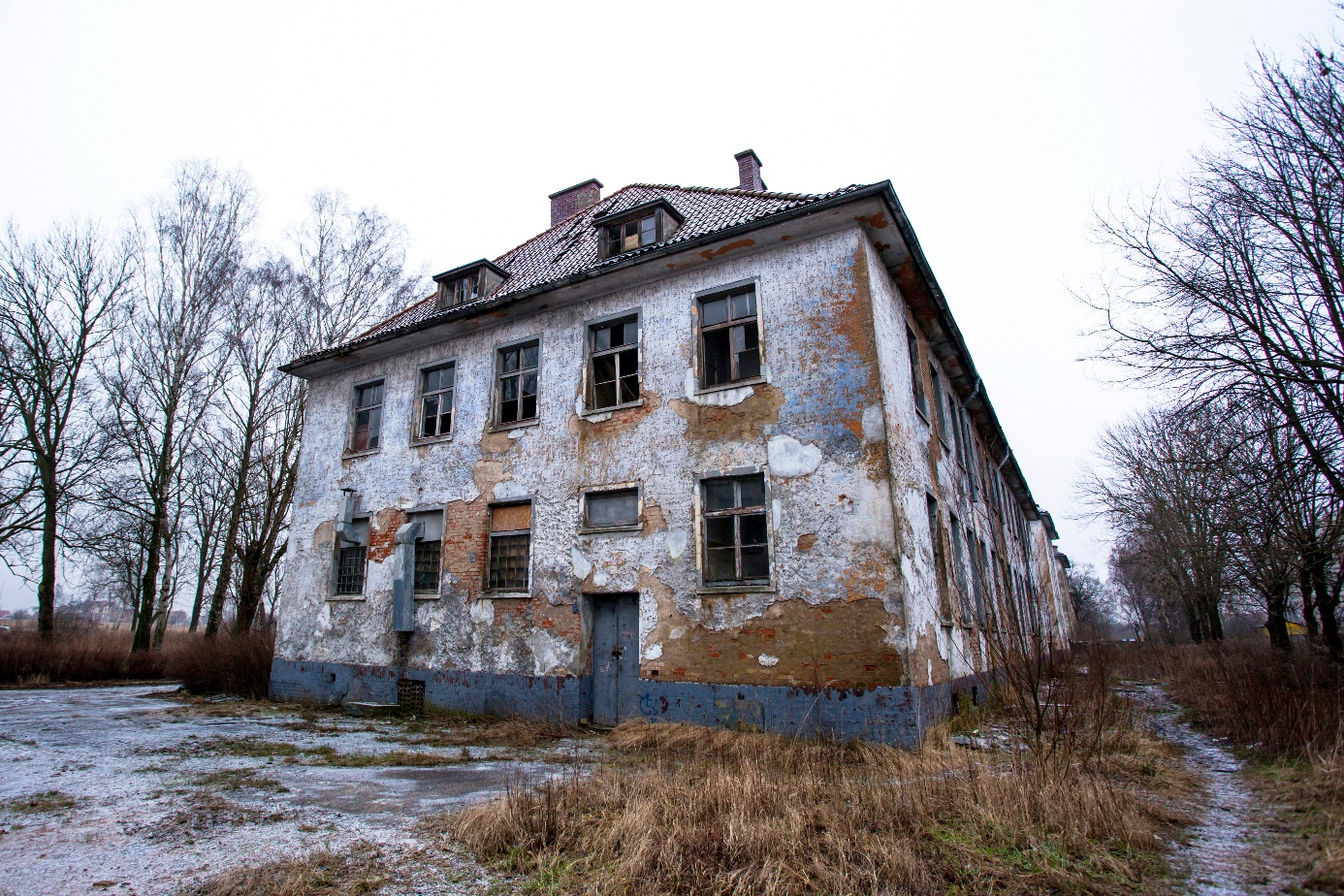 Renovierungsbedürftiges Haus