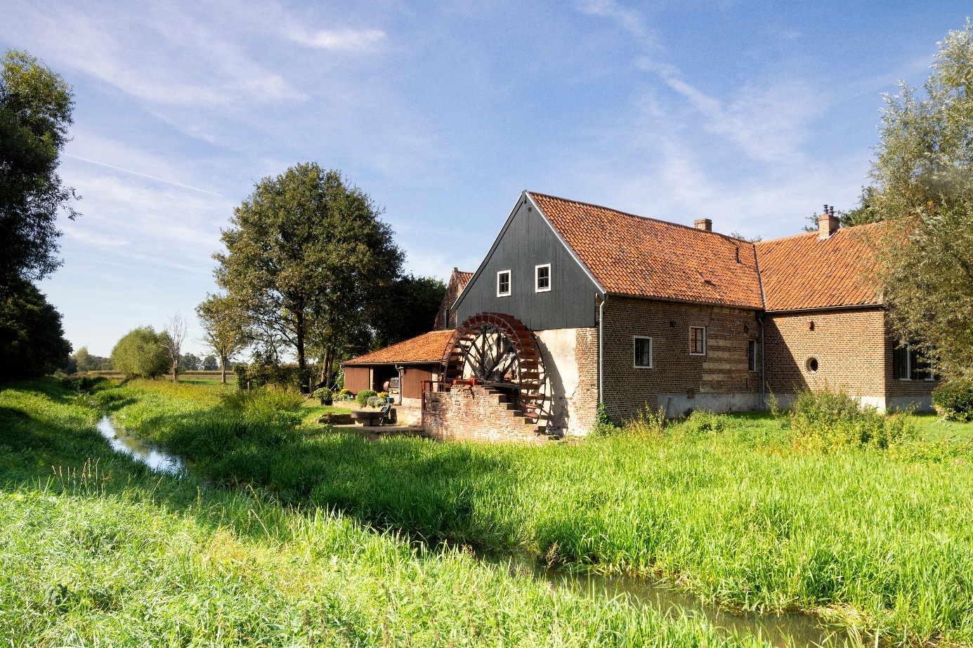 einsames Haus im Naturschutzgebiet