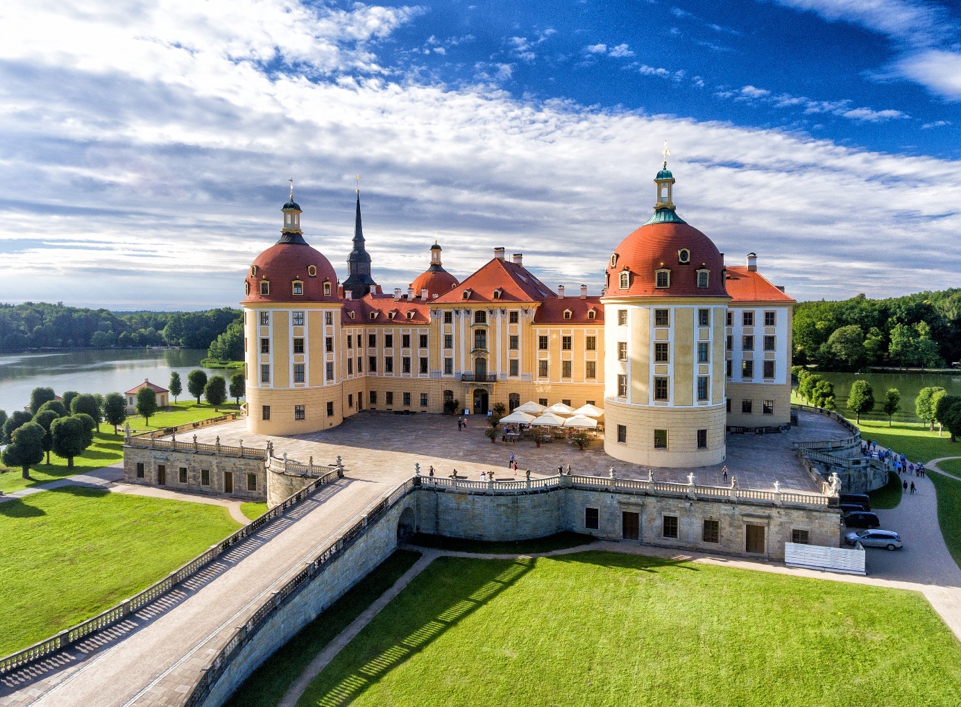 prunkvolles Schloss